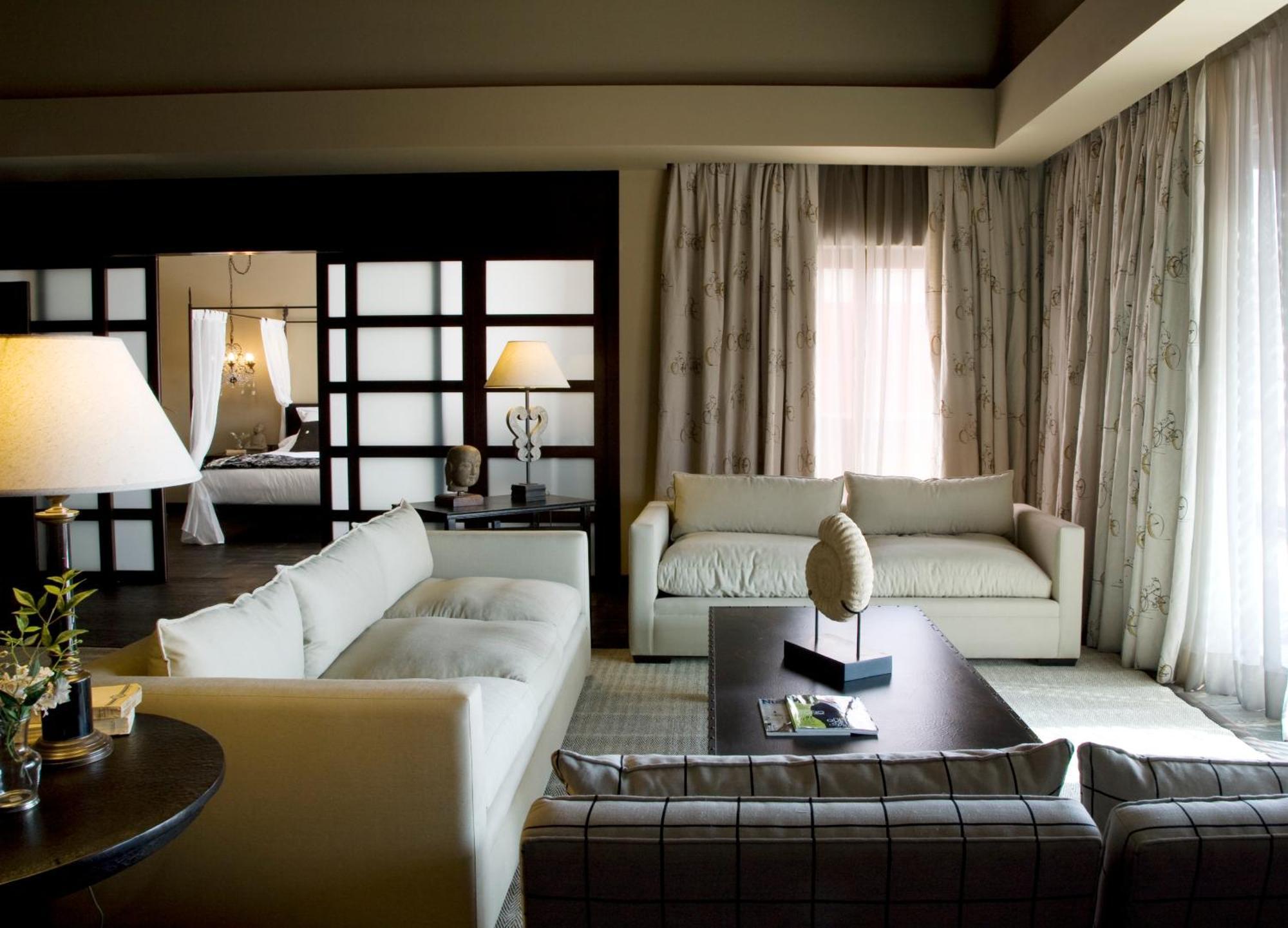 Asia Gardens Hotel & Thai Spa, A Royal Hideaway Hotel Finestrat Exteriör bild A suite at the Mandarin Oriental, Munich