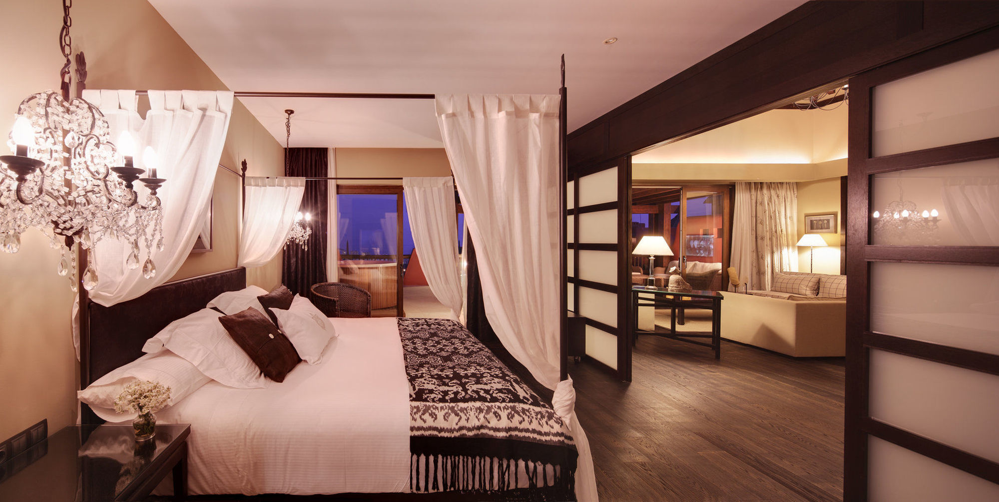 Asia Gardens Hotel & Thai Spa, A Royal Hideaway Hotel Finestrat Exteriör bild A suite at the hotel