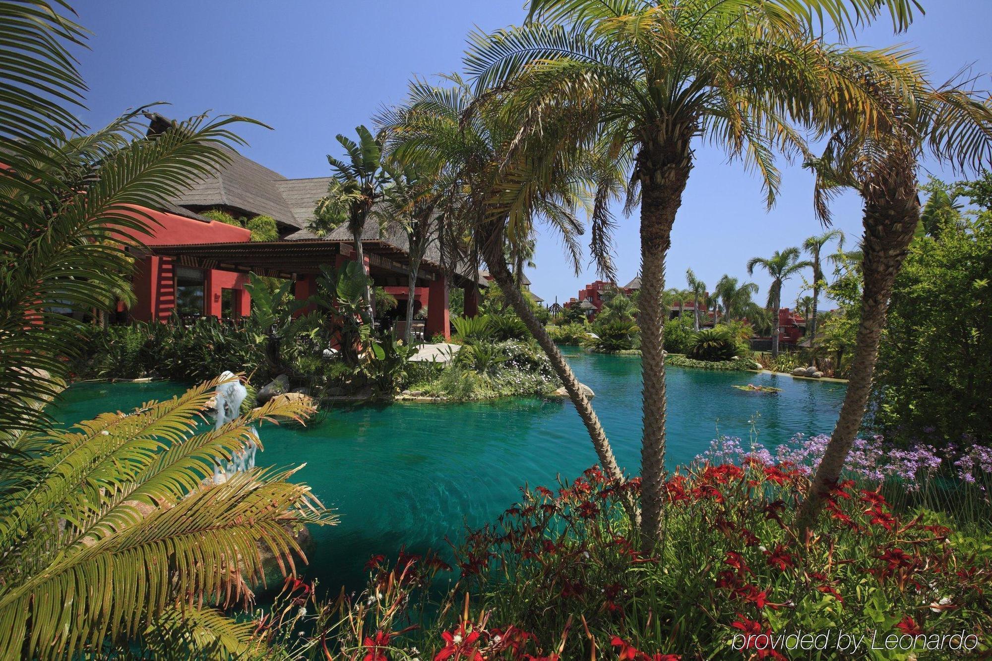 Asia Gardens Hotel & Thai Spa, A Royal Hideaway Hotel Finestrat Exteriör bild Hard Rock Hotel
