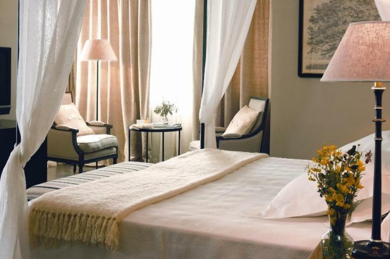 Asia Gardens Hotel & Thai Spa, A Royal Hideaway Hotel Finestrat Exteriör bild A bedroom at the Mandarin Oriental, Bangkok